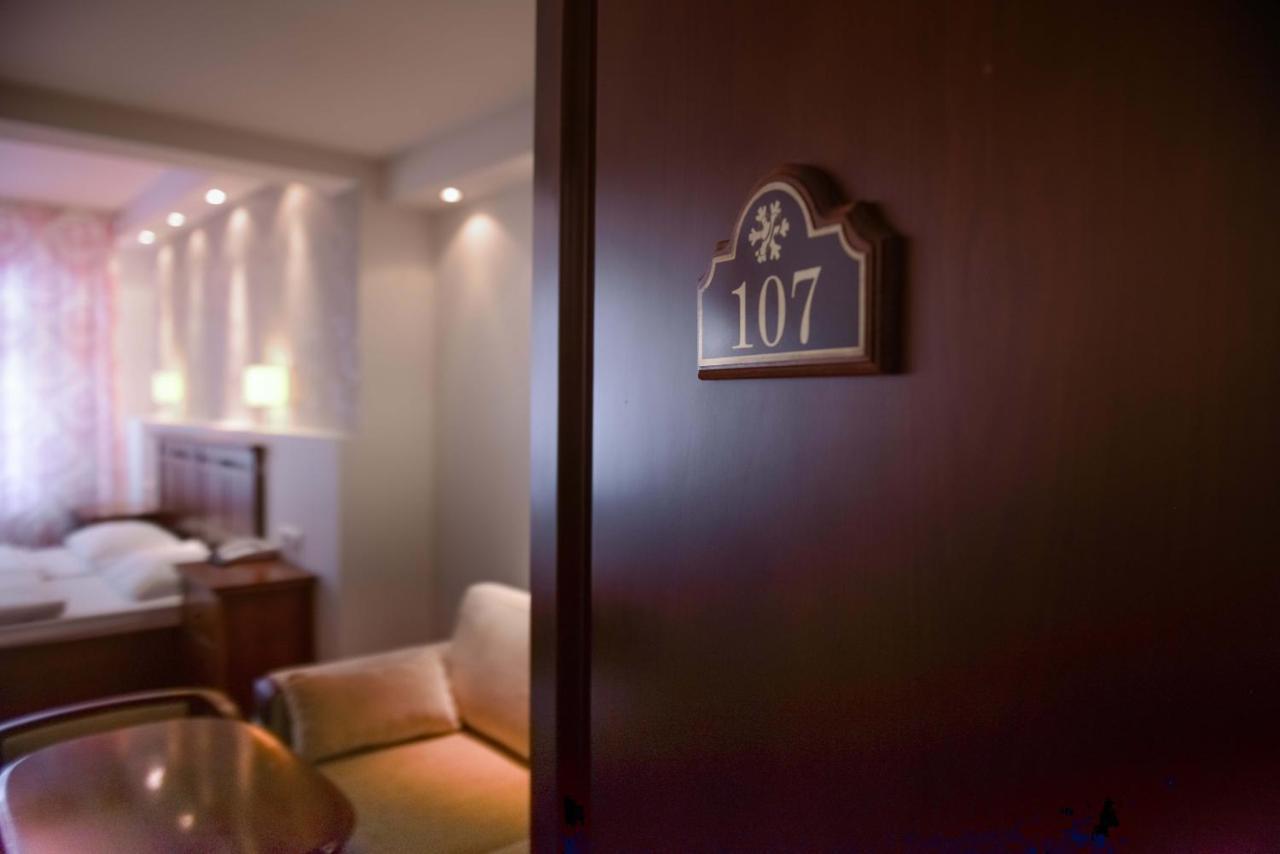 Hotel Pahuljica Vlasic Esterno foto