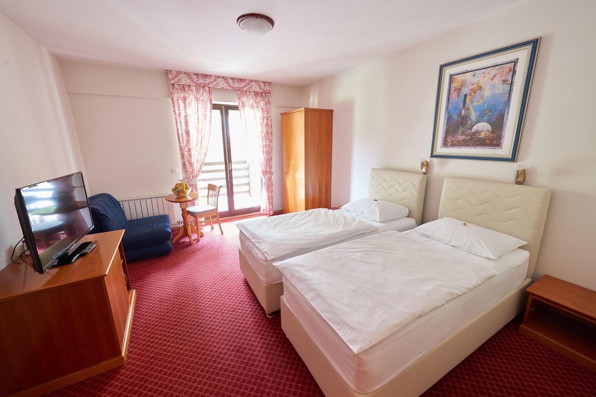 Hotel Pahuljica Vlasic Esterno foto
