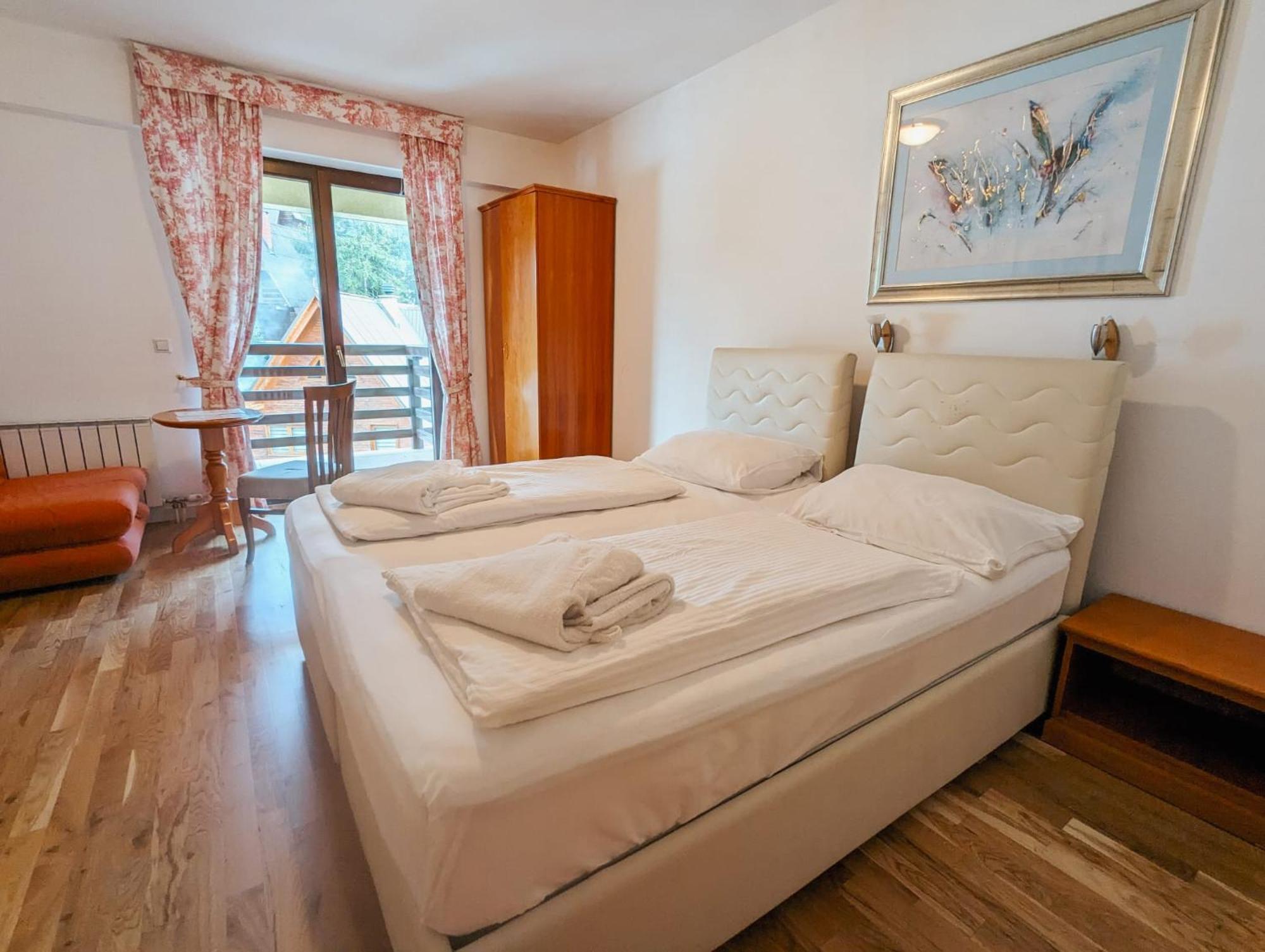 Hotel Pahuljica Vlasic Esterno foto